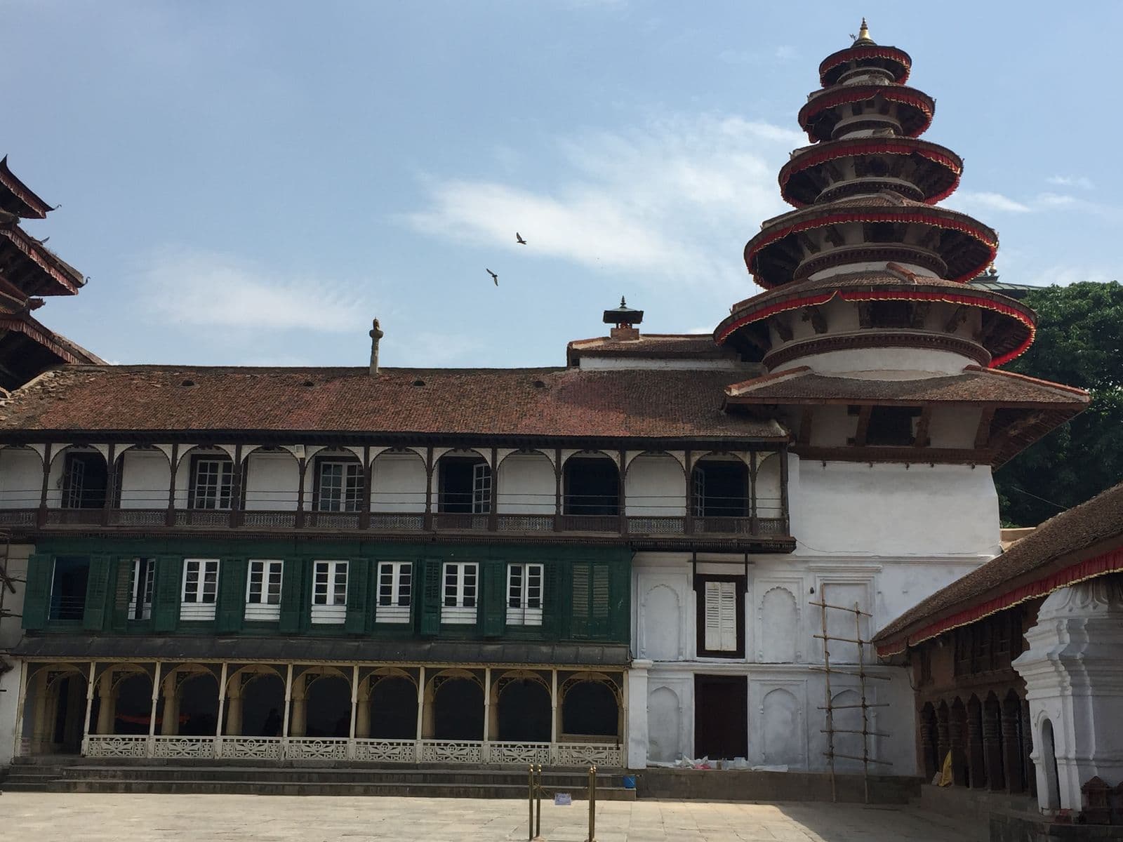Pagoda-roofed palace building in a Himalayan town